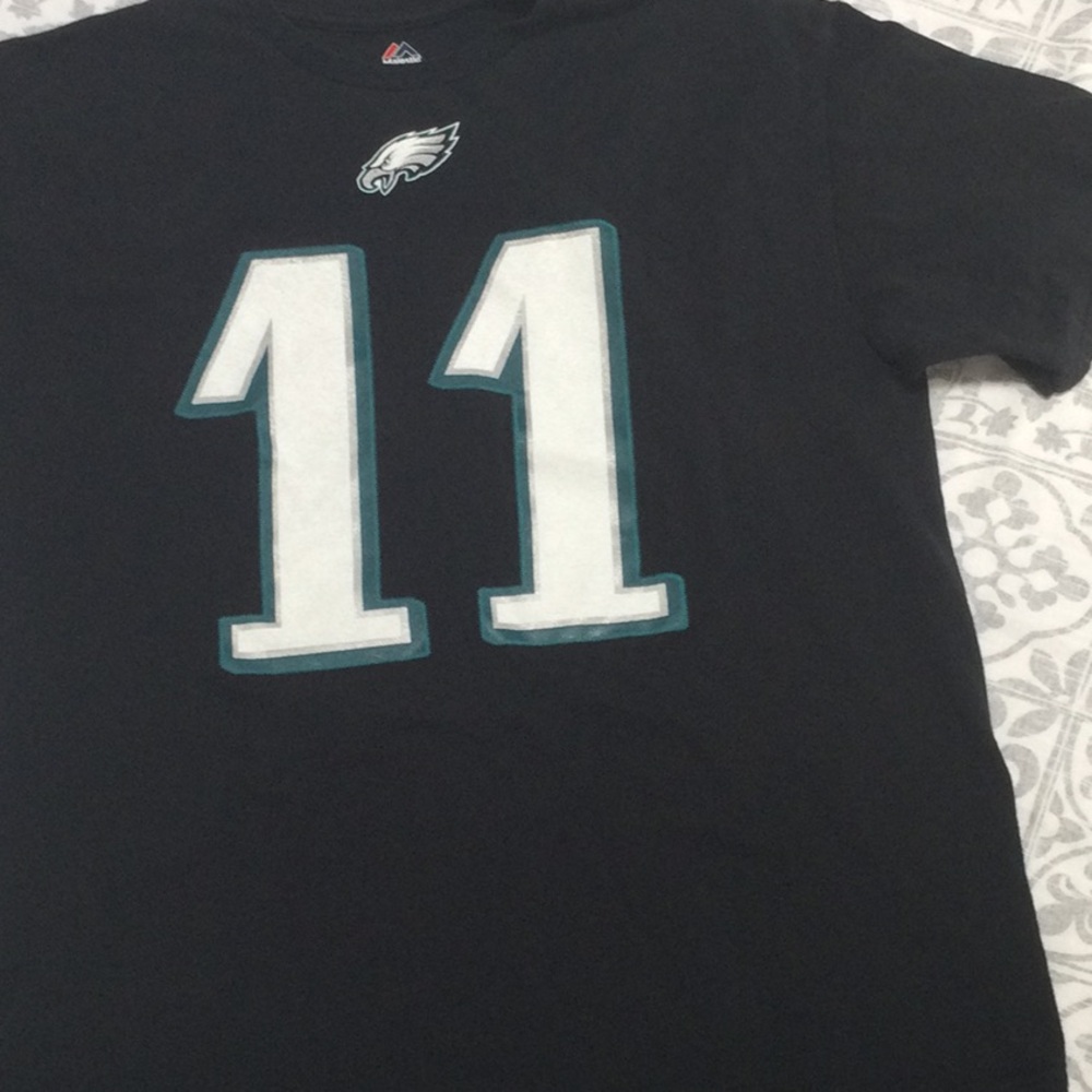 - 🏈NFL Eagles football cotton tee shirt #11 Wentz size XL adult